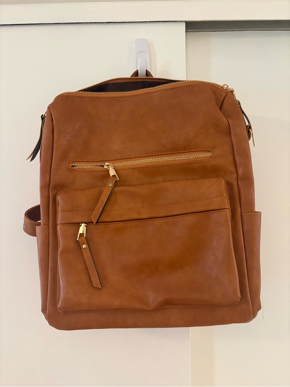 Women's Classic Cognac Backpack - Sleek Everyday Carry